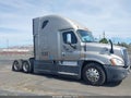 2016 Freightliner Cascadia 125 — photo 16 of 19 | VIN 3AKJGLDR4GSGV7788