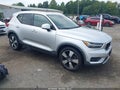 2019 Volvo XC40 — photo 1 of 16 | VIN YV4162UK2K2047125