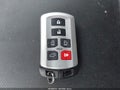 2017 Toyota Sienna — photo 11 of 16 | VIN 5TDDZ3DC0HS152382