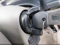 2004 Cadillac Deville — photo 11 of 12 | VIN 1G6KD54Y54U107900
