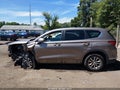 2019 Hyundai Santa Fe — photo 14 of 17 | VIN 5NMS23AD2KH059138