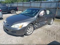 2006 Honda Accord — photo 2 of 17 | VIN 1HGCM66516A042589