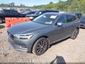 2018 Volvo XC60 — photo 2 of 16 | VIN YV4102RL6J1048110