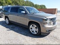 2017 Chevrolet Suburban — photo 1 of 16 | VIN 1GNSKJKC4HR258990