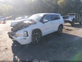 2024 Mitsubishi Outlander — photo 2 of 19 | VIN JA4J3VA86RZ044732