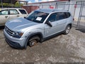 2018 Volkswagen Atlas — photo 2 of 16 | VIN 1V2DR2CA0JC510466