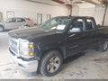 2015 Chevrolet Silverado 1500 — photo 2 of 16 | VIN 1GCVKREC6FZ433883