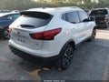 2019 Nissan Rogue Sport — photo 4 of 18 | VIN JN1BJ1CP3KW527764
