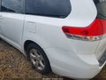 2014 Toyota Sienna — photo 3 of 21 | VIN 5TDKK3DC6ES454184