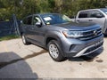 2021 Volkswagen Atlas — photo 1 of 18 | VIN 1V2GP2CA2MC533657