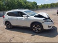 2017 Nissan Rogue — photo 13 of 16 | VIN JN8AT2MT9HW403922