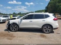 2017 Nissan Rogue — photo 14 of 16 | VIN JN8AT2MT9HW403922