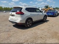 2017 Nissan Rogue — photo 4 of 16 | VIN JN8AT2MT9HW403922