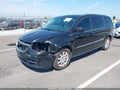 2016 Chrysler Town & Country — photo 2 of 17 | VIN 2C4RC1BG0GR294188