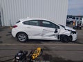 2018 Chevrolet Cruze — photo 13 of 16 | VIN 3G1BE6SM6JS569032