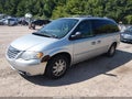 2006 Chrysler Town & Country — photo 2 of 17 | VIN 2A8GP64L46R829078