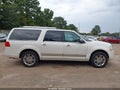 2007 Lincoln Navigator — photo 13 of 18 | VIN 5LMFL27517LJ14427