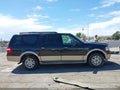 2014 Ford Expedition — photo 14 of 17 | VIN 1FMJK1J55EEF27844
