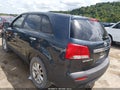 2011 Kia Sorento — photo 3 of 10 | VIN 5XYKTCA11BG168218