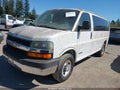 2006 Chevrolet Express 2500 — photo 2 of 12 | VIN 1GAHG35UX61110156