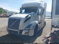 2023 Volvo VNL — photo 2 of 10 | VIN 4V4NC9EH0PN336930
