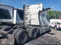2023 Volvo VNL — photo 4 of 10 | VIN 4V4NC9EH0PN336930