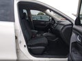 2016 Nissan Rogue Sport — photo 5 of 16 | VIN JN8AT2MT4GW013499