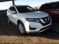 2018 Nissan Rogue — photo 1 of 15 | VIN KNMAT2MT6JP594212