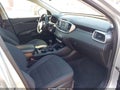 2016 Kia Sorento — photo 5 of 16 | VIN 5XYPG4A3XGG017760