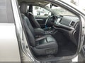 2019 Toyota Highlander — photo 5 of 21 | VIN 5TDJZRFH1KS581519