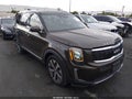 2022 Kia Telluride — photo 1 of 16 | VIN 5XYP34HC5NG275683