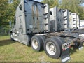 2013 Freightliner Cascadia 125 — photo 3 of 15 | VIN 1FUJGLDR6DSBV2123