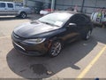 2015 Chrysler 200 — photo 2 of 11 | VIN 1C3CCCBB9FN537163