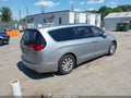 2020 Chrysler Pacifica — photo 4 of 16 | VIN 2C4RC1BGXLR101698