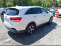 2018 Kia Sorento — photo 4 of 16 | VIN 5XYPH4A15JG359779