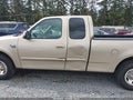 2000 Ford F-150 — photo 14 of 18 | VIN 2FTRX17L8YCA22096