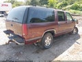 1995 Chevrolet Suburban — photo 4 of 10 | VIN 1GNFK16K5SJ418433