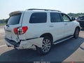 2014 Toyota Sequoia — photo 4 of 16 | VIN 5TDJW5G11ES105343