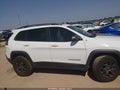 2019 Jeep Cherokee — photo 12 of 15 | VIN 1C4PJMBX0KD329712