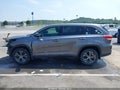 2017 Toyota Highlander Hybrid — photo 14 of 18 | VIN 5TDBGRFH3HS026428