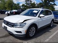 2019 Volkswagen Tiguan — photo 2 of 16 | VIN 3VV2B7AX4KM091511