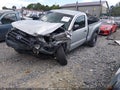 2005 Toyota Tacoma — photo 2 of 17 | VIN 5TEPX42N65Z087629