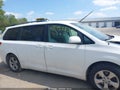 2011 Toyota Sienna — photo 13 of 16 | VIN 5TDKK3DC2BS073184