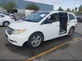 2011 Honda Odyssey — photo 2 of 15 | VIN 5FNRL5H96BB072985