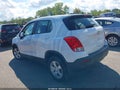 2016 Chevrolet Trax — photo 3 of 13 | VIN KL7CJNSBXGB513421