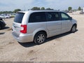 2011 Chrysler Town & Country — photo 4 of 13 | VIN 2A4RR5DG3BR734538