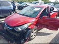 2013 Hyundai Elantra — photo 2 of 17 | VIN KMHDH4AEXDU016793