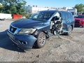 2014 Nissan Pathfinder — photo 2 of 14 | VIN 5N1AR2MM1EC717379
