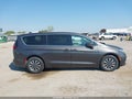 2022 Chrysler Pacifica — photo 13 of 16 | VIN 2C4RC1L79NR118851