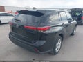2022 Toyota Highlander — photo 4 of 17 | VIN 5TDZZRAH1NS133327